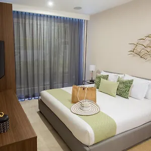 2* Hotel Collection O The Shore At 46th